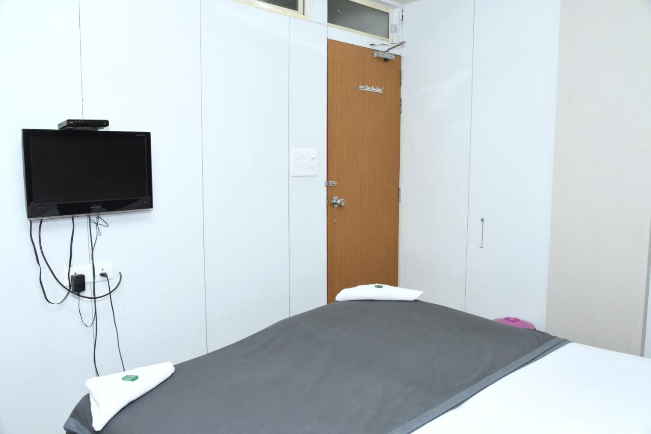 Oyo 67509 Hotel Tukson Narayangaon Eksteriør bilde